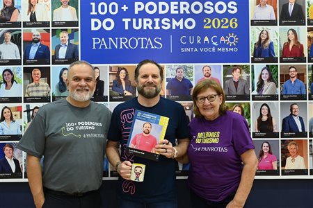 Entrega dos 100+ Poderosos do Turismo PANROTAS Curaçao é sucesso no 1º dia de Abav; fotos