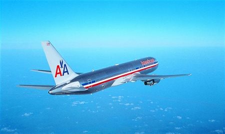 American Airlines lucra US$ 950 milhões no 2º trimestre