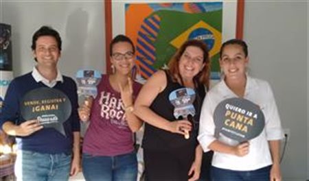Equipe de vendas divulga Fam Fest em agências paulistas Equipe de vendas divulga Fam Fest em agências paulistas