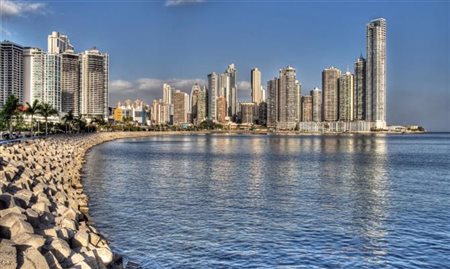 Panamá anuncia programa de vacinação para turistas internacionais