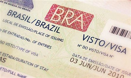 Para FecomercioSP, isenção de visto no Brasil deveria ser permanente