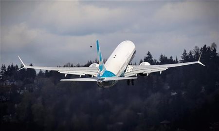 FAA inicia investigação contra a Boeing após incidente com porta de avião