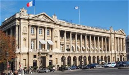 Hotel de Crillon reabre em julho em Paris e aceita reservas