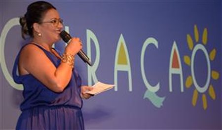 Curaçao agora é representado apenas por Janaina Araújo