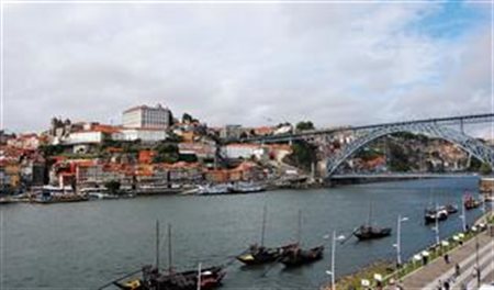 Cidade do Porto passa a cobrar taxa por pernoite