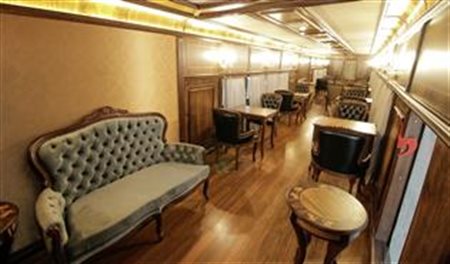 Serra Verde Express ganha dois novos vagões de luxo