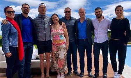 Família de Cristiano Ronaldo fecha parceria por restaurantes no Brasil