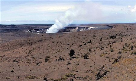 Erupção de vulcão no Havaí é iminente; situação impacta turistas