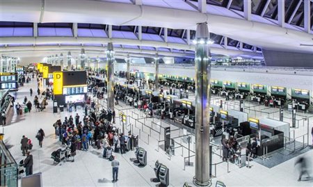 Aeroporto de Heathrow enfrenta greves em maio; veja datas