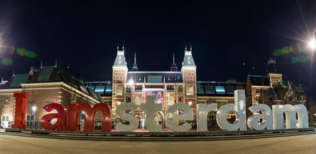 Amsterdã retira letreiro que foi marco turístico da cidade