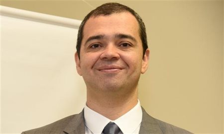 Edmilson Romão ressalta importância do seguro de RCP