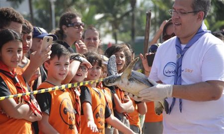 Sea World faz doações para projetos brasileiros de preservação