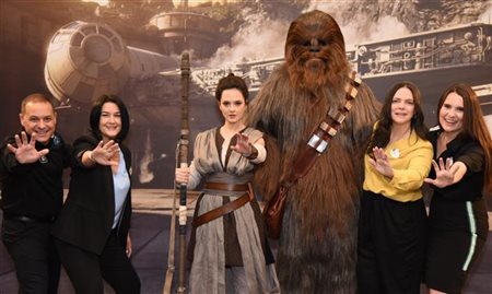 Veja quem foi ao roadshow de Star Wars da Disney em SP