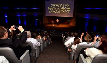 Aula de storytelling da Disney atrai cerca de 400 agentes; fotos