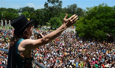 São Paulo cancela Carnaval de rua em julho