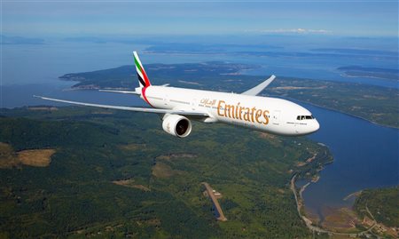 Emirates dará seguro a contra covid-19 todos os clientes