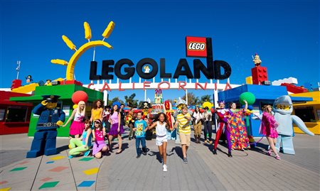 Legoland California Resort reabrirá parques em abril