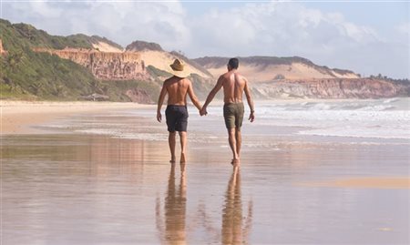 Praia da Pipa, no RN, quer se consolidar como destino para público LGBT+