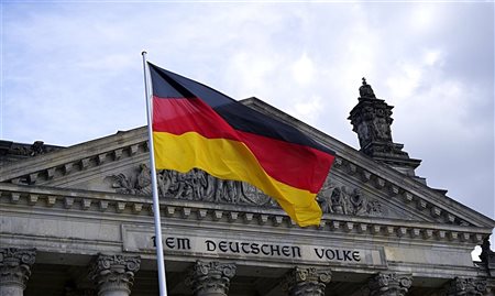 Alemanha suspende todas as restrições de entrada no país