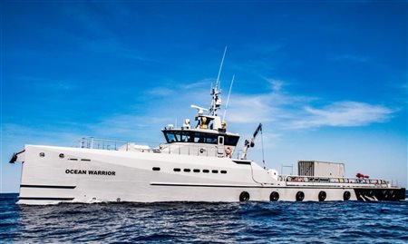 Ilhabela (SP) recebe navio Ocean Warrior, da Sea Shepherd, para visitação 