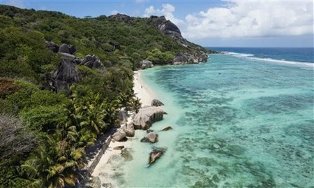 Seychelles deixa de cobrar teste a brasileiros vacinados