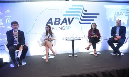 Executivos de aéreas discutem estratégias no Abav MeetingSP