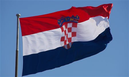 Croácia entra no Espaço Schengen e adota o euro