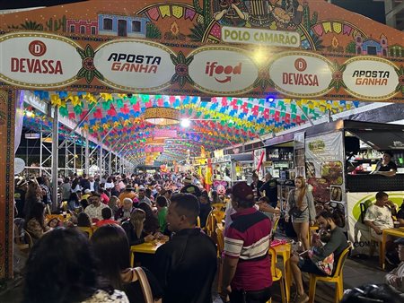 Visa mostra impacto das festas de São João em Caruaru e Campina Grande