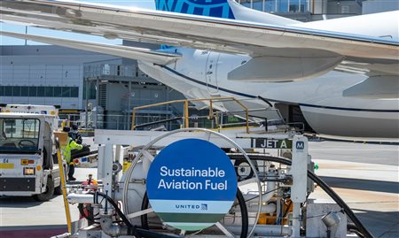 Fundo de voos sustentáveis da United atinge US$ 200 milhões