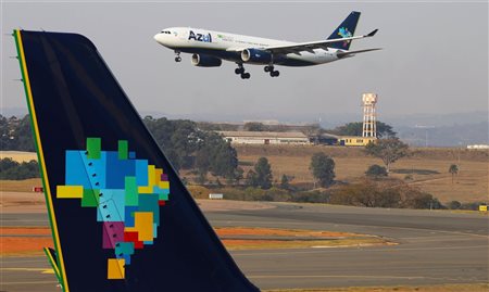 Azul Friday tem passagens aéreas com até 15% de desconto