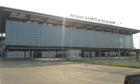 Angola isenta visto de Brasil e mais 97 países e abre novo aeroporto