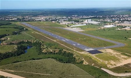 Aeroporto de Linhares (ES) começa a operar, com voos para Confins (MG)