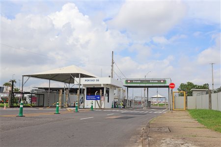 Aeroporto de Porto Alegre inaugura nova área de estacionamento