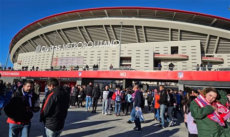 Iberia convida parceiros para experiência especial também no futebol