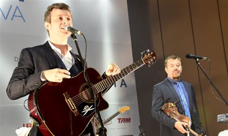 Show da Família Lima encerra Fórum Costa Brava; fotos