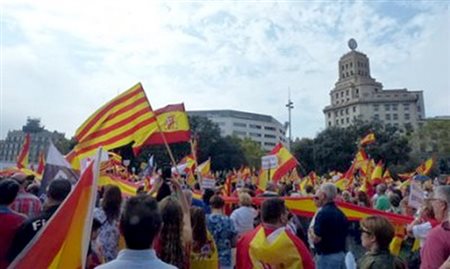 Intercambista vive separatismo na Espanha; leia