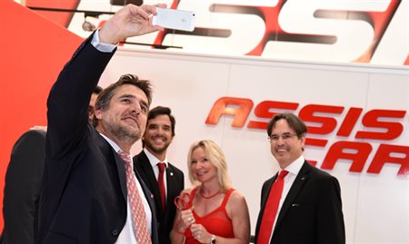 Veja fotos da inauguração da loja da Assist Card em SP