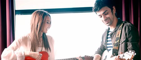 Guitarras e playlists dão toque musical à hospedagem