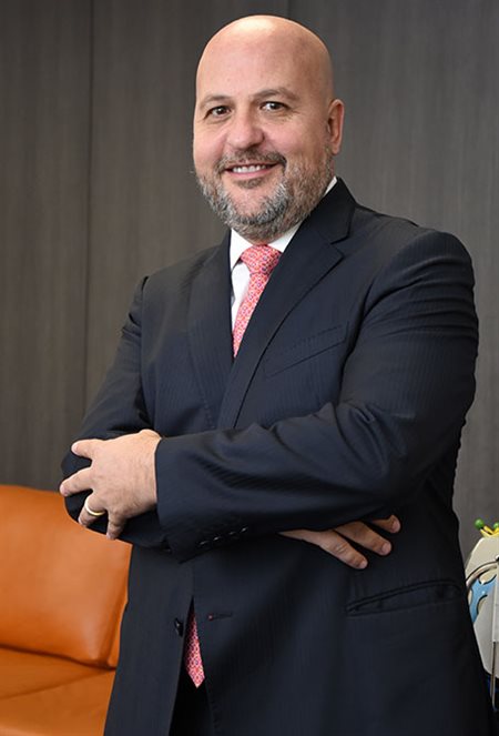 Esferatur negocia tarifas na executiva para se diferenciar