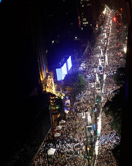 Réveillon na Paulista (SP) reúne 2 milhões de pessoas