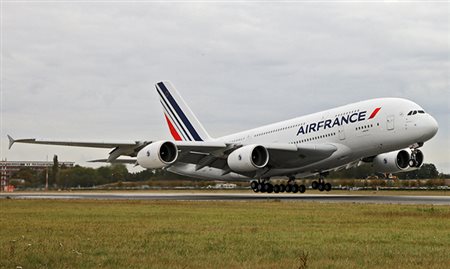 Air France retoma voos do Brasil para a França