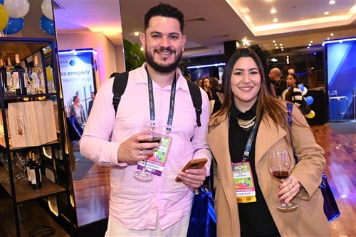 Luis Fernando Oliveira e Julia Silva, da Allonda