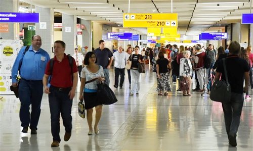 Guarulhos reabre pista e normaliza operações após um mês de obras