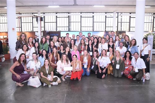 Depois dos negócios, roda de samba encerra 2º dia de ILTM Latin America 2026; veja fotos