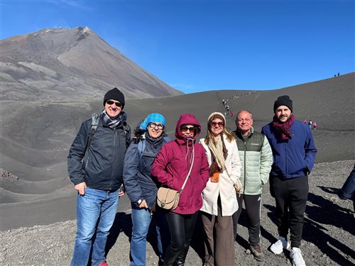 Acima das nuvens: famtour da Flot sobe o Etna e conhece Taormina; veja fotos