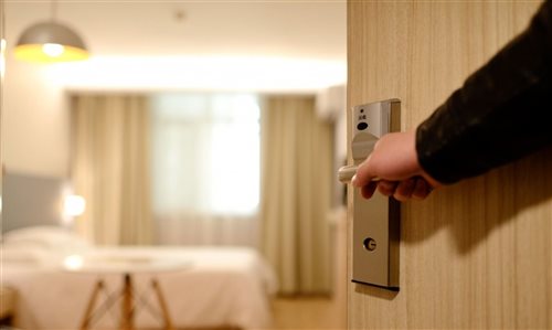 Hotelaria brasileira mantém alta de ocupação, diária média e RevPAR em maio