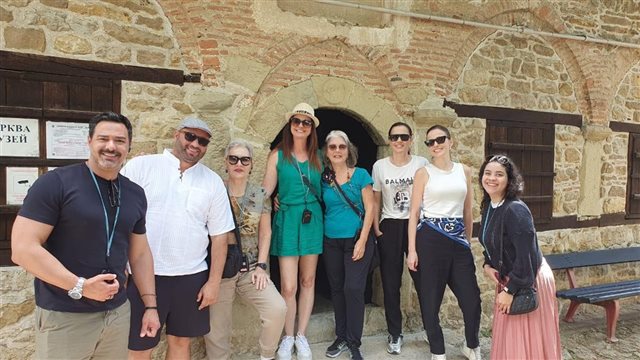 Velle Representações leva agentes de viagem para famtrip a bordo da Emerald Cruises