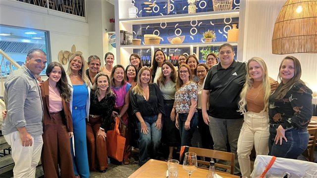 BestBuy e Iberostar promovem jantar de capacitação para agentes de viagens em Niterói