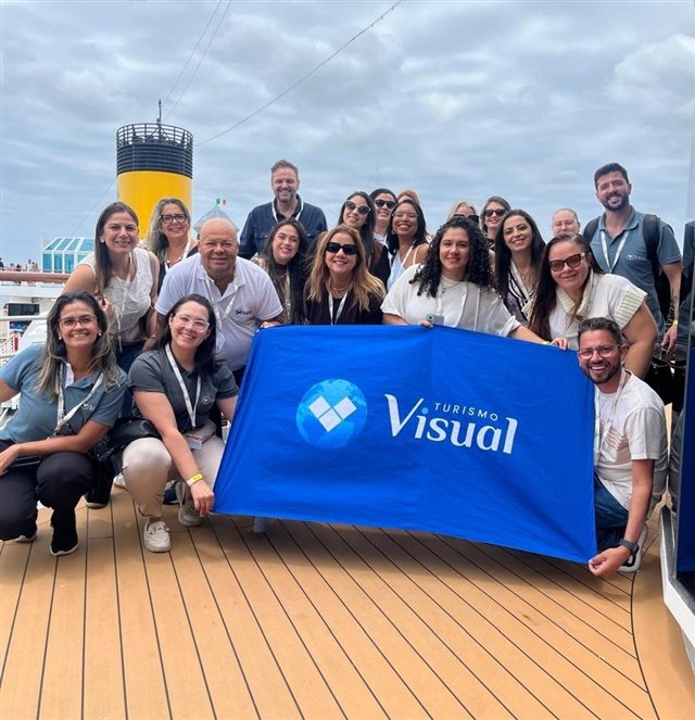 Visual Turismo promove visita técnica exclusiva ao Costa Diadema para agentes de viagens em Santos