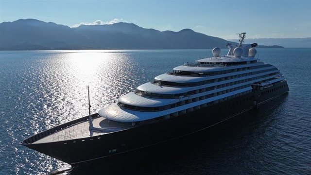 Scenic Eclipse I atraca no Rio de Janeiro para experiência exclusiva a bordo